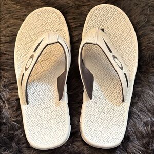 Oakley Gray Sandals